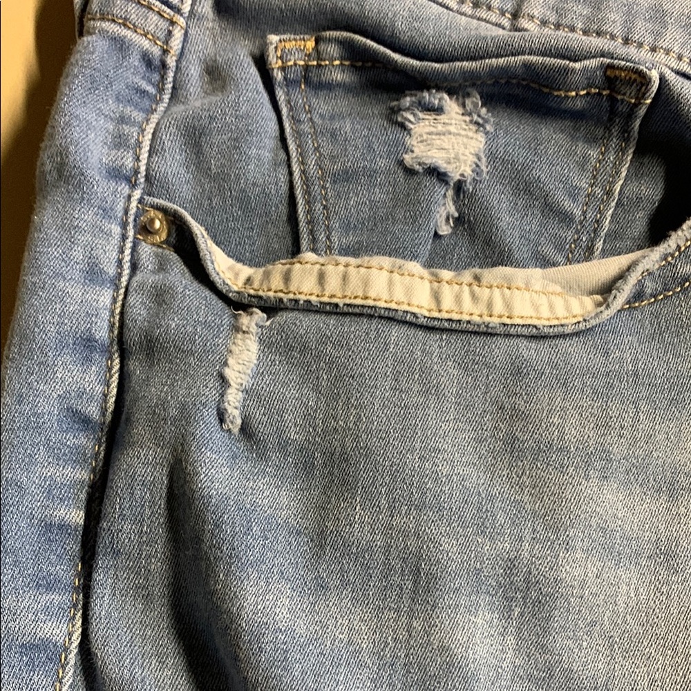 Levi's Blue Bermuda Denim Shorts with Distressed Details - Picture 2 of 7